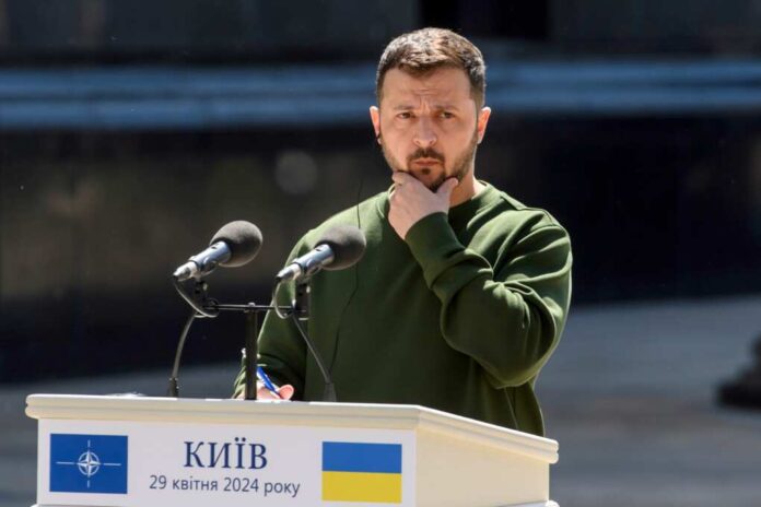 Ukraine's,President,Volodymyr,Zelenskiy,Attends,A,Joint,Press,Conference,With