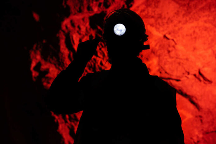 Miner,Underground,Silhouette,Dark,Red,Worker,Mining