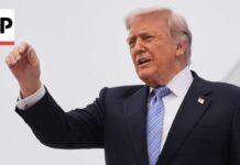 Trump orders banks to check customers' citizenship status